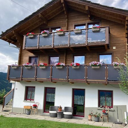 Haus Dorfblick Lägenhet Grächen Exteriör bild