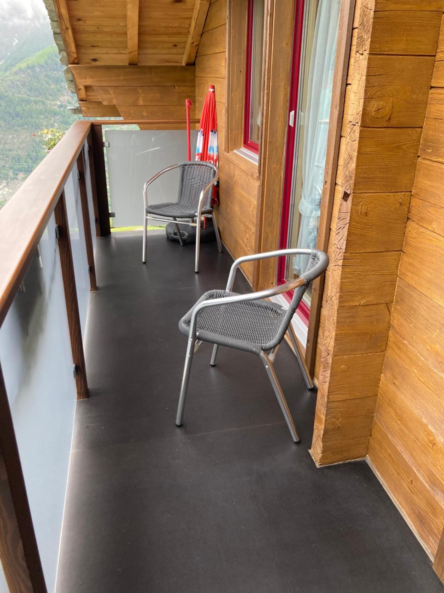 Haus Dorfblick Lägenhet Grächen Exteriör bild